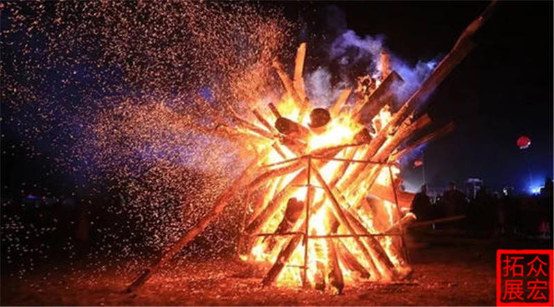 古北水鎮(zhèn)團建拓展活動方案欣賞古北水鎮(zhèn)夜景